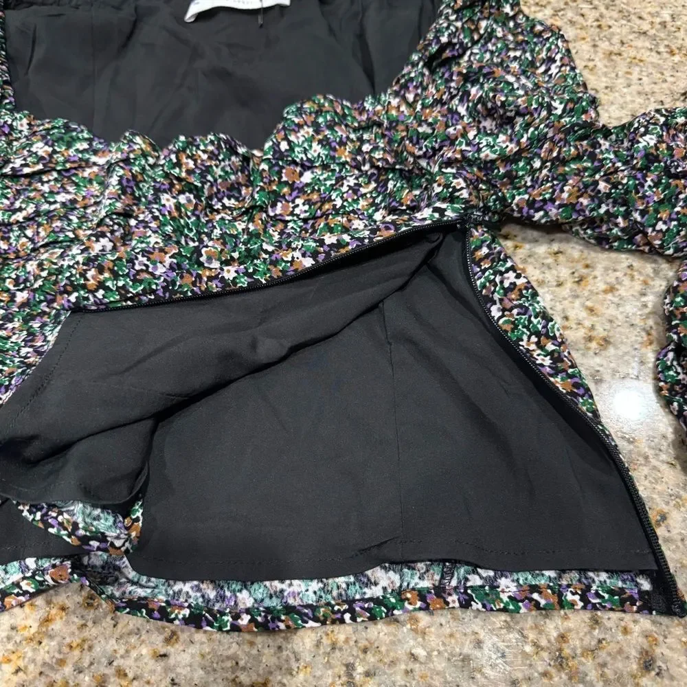 ASTR The Label Ditsy Floral Livie Top Blouse Black Green XS